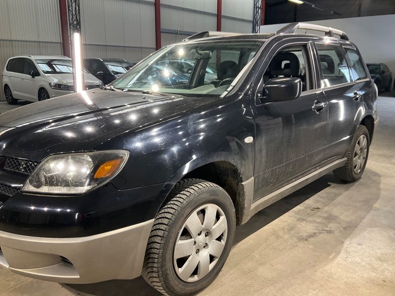 Mitsubishi Outlander 2.0 Comfort 2003 – снимка 1