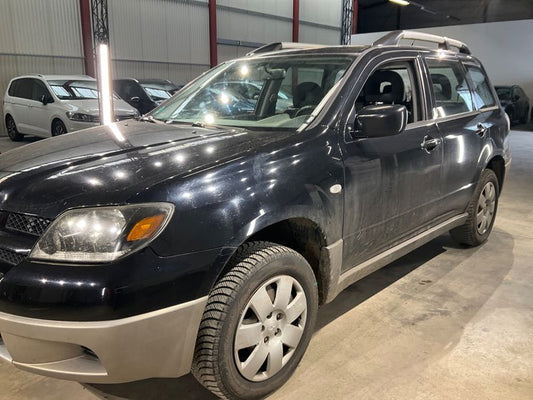 Mitsubishi Outlander 2.0 Comfort 2003 – снимка 1