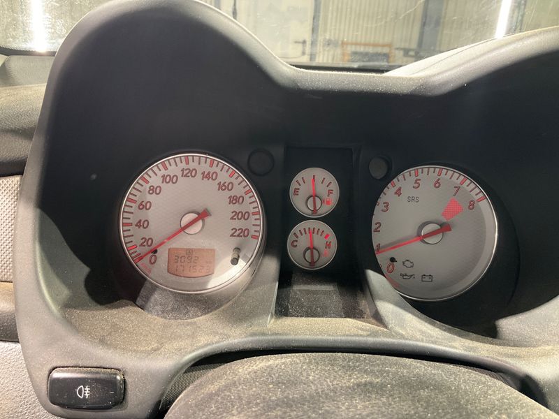 Mitsubishi Outlander 2.0 Comfort 2003 – снимка 4