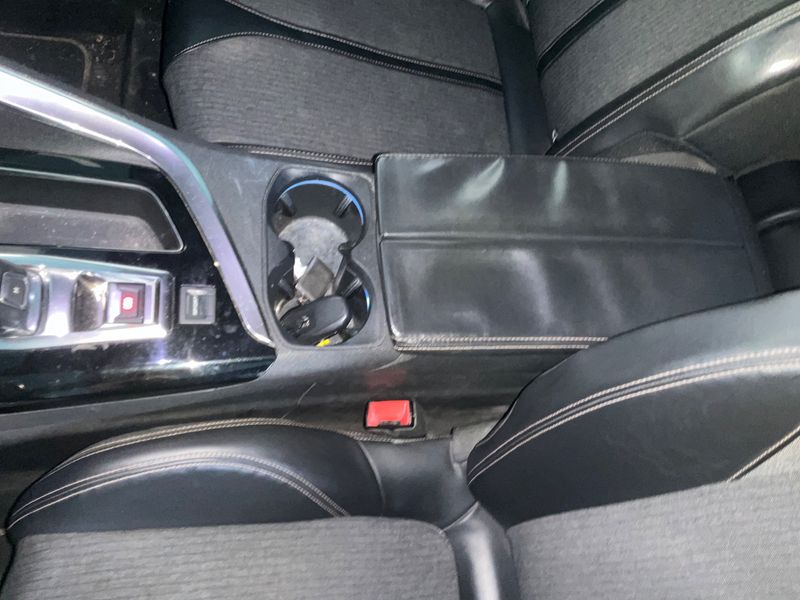 Peugeot 3008 1.6 Blue-HDi GT Line 2017 – снимка 29