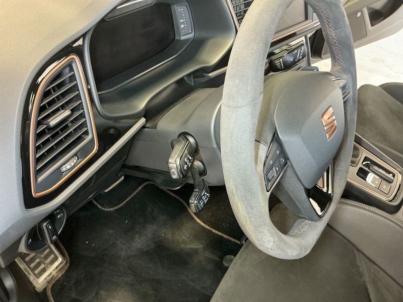 Seat Leon 2.0 TSI Cupra 300 4Drive R 2020 – снимка 28