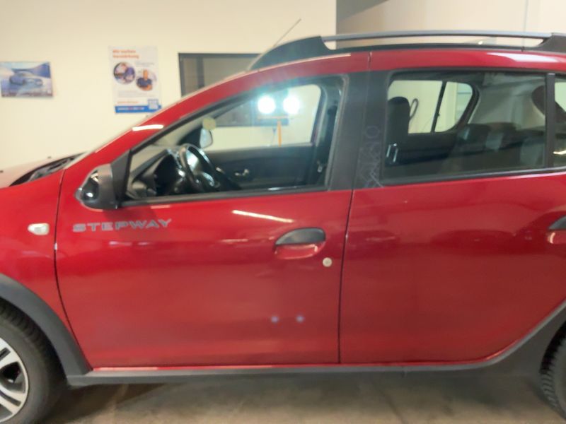 Dacia Sandero 1.0 TCe LPG Stepway Celebration 2020 – снимка 4