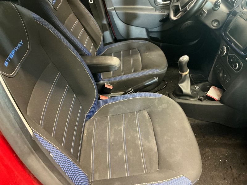 Dacia Sandero 1.0 TCe LPG Stepway Celebration 2020 – снимка 24