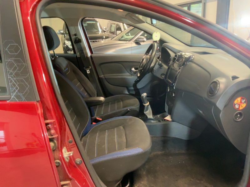 Dacia Sandero 1.0 TCe LPG Stepway Celebration 2020 – снимка 16