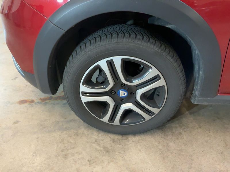 Dacia Sandero 1.0 TCe LPG Stepway Celebration 2020 – снимка 3
