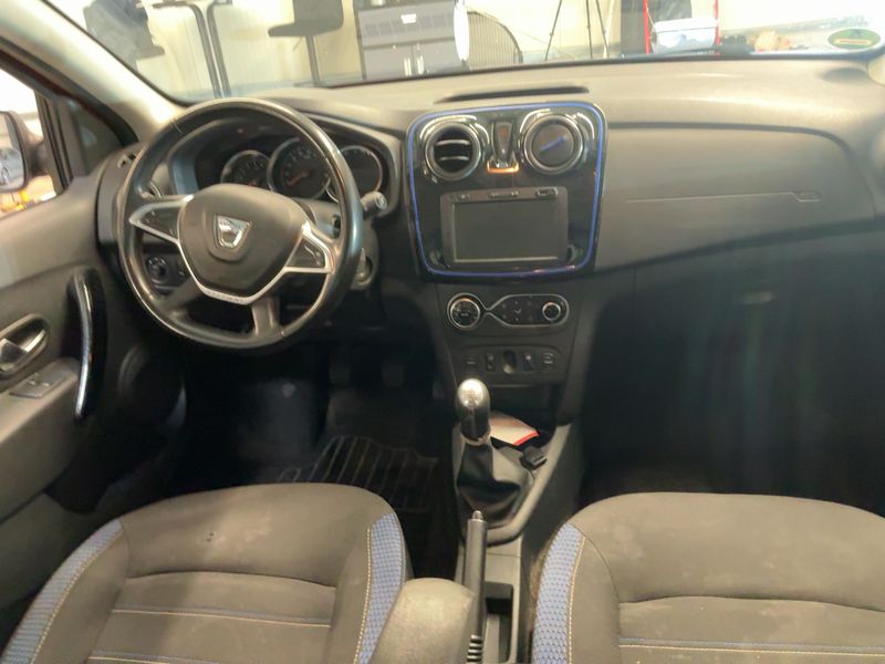 Dacia Sandero 1.0 TCe LPG Stepway Celebration 2020 – снимка 17