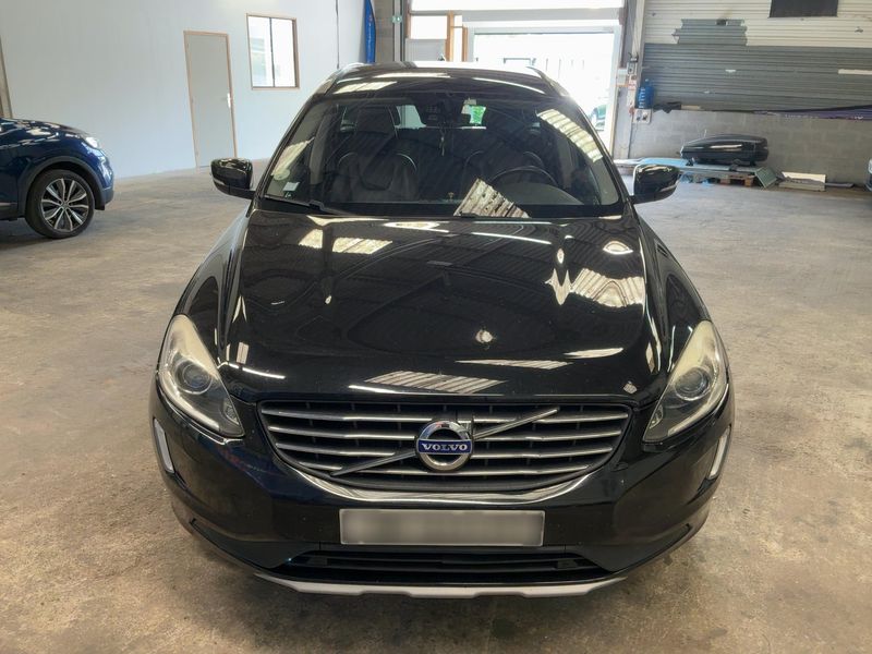 Volvo XC60 2.0 D3 Summum 2015 – снимка 14