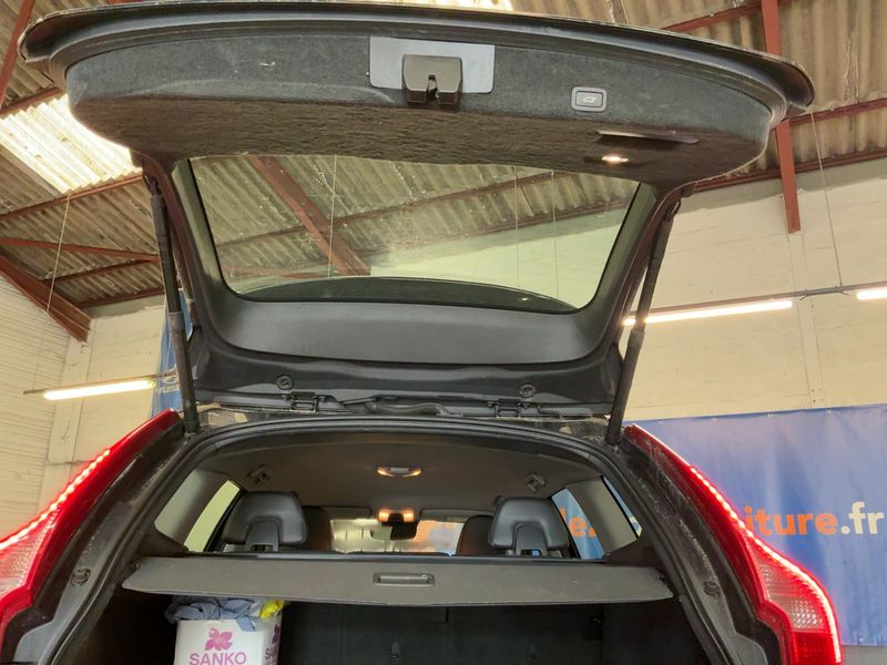 Volvo XC60 2.0 D3 Summum 2015 – снимка 15