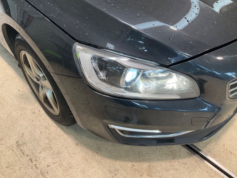 Volvo V60 2.0 D4 Momentum 2017 – снимка 32
