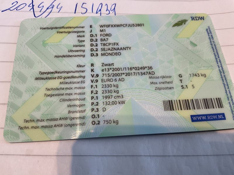 Ford Mondeo 2.0 TDCi Titanium 2018 – снимка 21