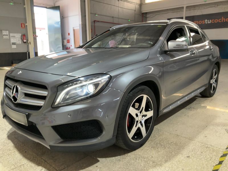 Mercedes-Benz GLA-Klasse GLA 200 d AMG Line 2017 – снимка 1