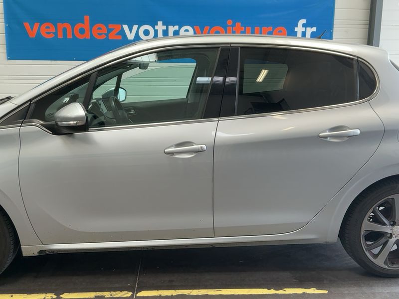 Peugeot 208 1.6 Féline 2014 – снимка 4