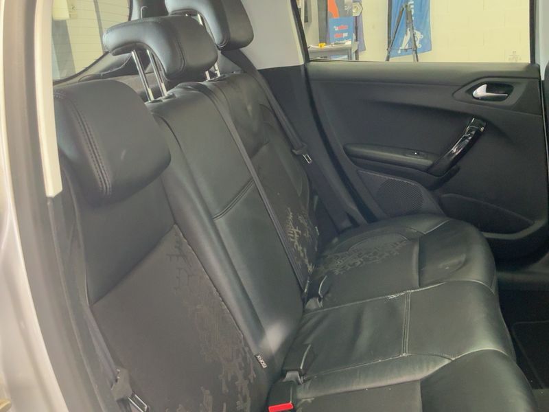 Peugeot 208 1.6 Féline 2014 – снимка 19