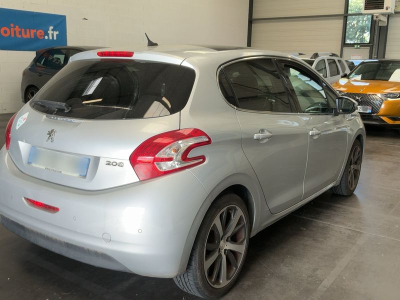 Peugeot 208 1.6 Féline 2014 – снимка 8