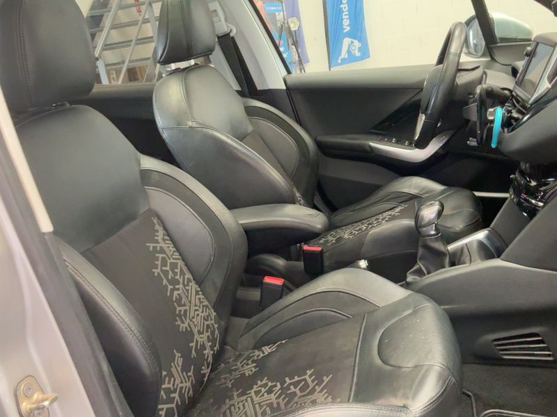 Peugeot 208 1.6 Féline 2014 – снимка 16