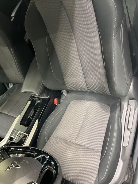 Mitsubishi Eclipse Cross 2.4 Plug-in Hybrid 4WD 2022 – снимка 35