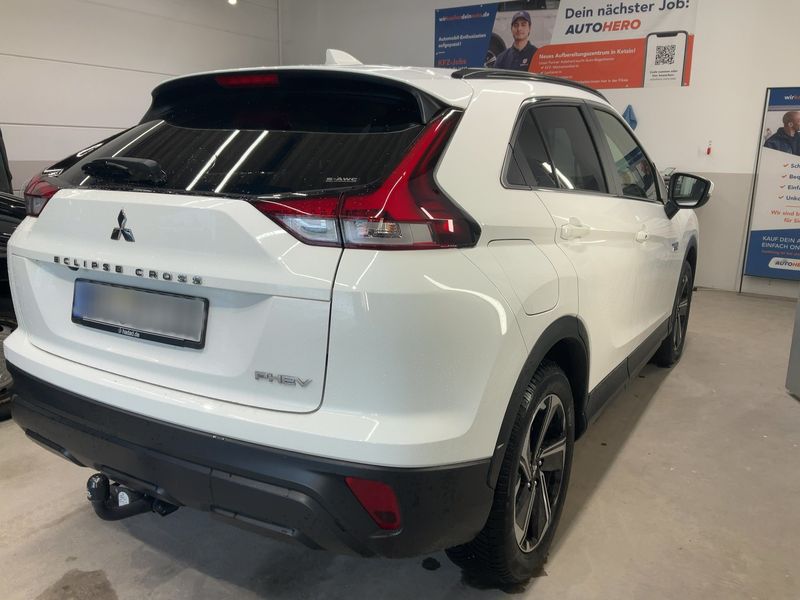 Mitsubishi Eclipse Cross 2.4 Plug-in Hybrid 4WD 2022 – снимка 8