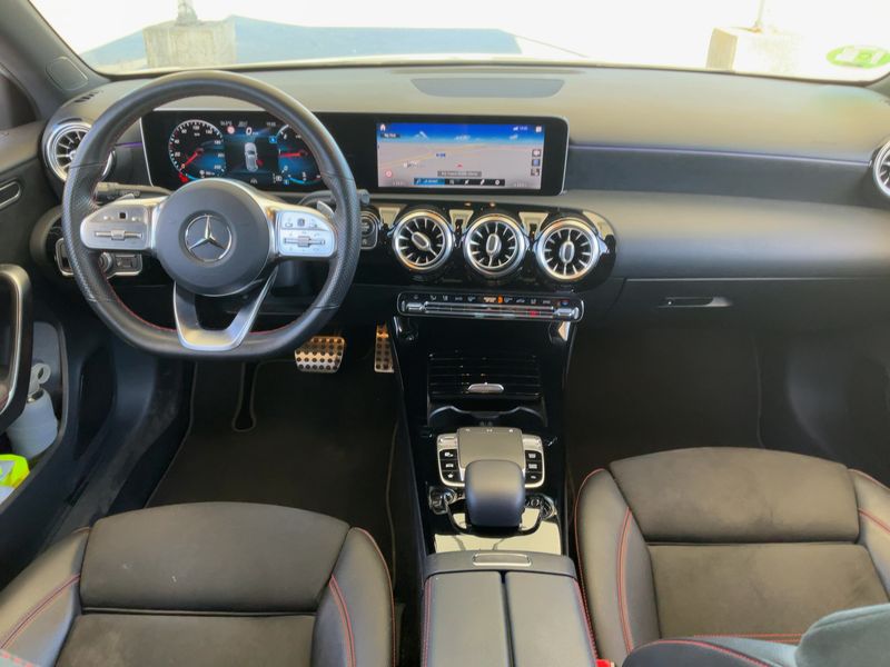 Mercedes-Benz A-Klasse A 200 d AMG Line 2019 – снимка 17