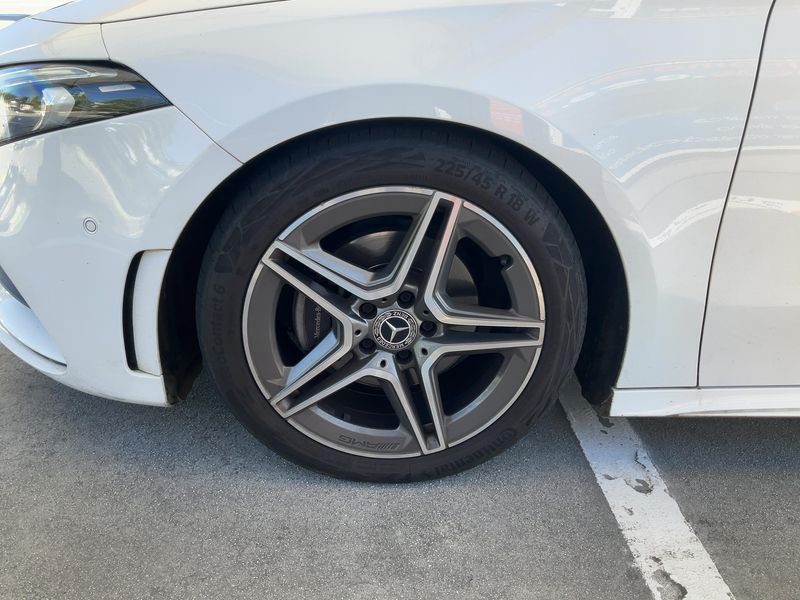 Mercedes-Benz A-Klasse A 200 d AMG Line 2019 – снимка 3