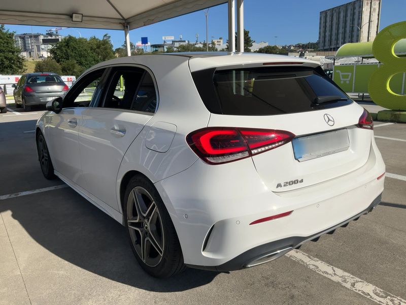 Mercedes-Benz A-Klasse A 200 d AMG Line 2019 – снимка 6