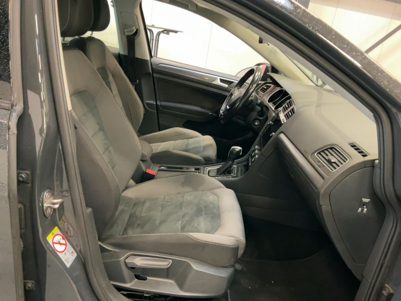 Volkswagen Golf VII 2.0 TDI Comfortline BlueMotion Tech 2019 – снимка 16