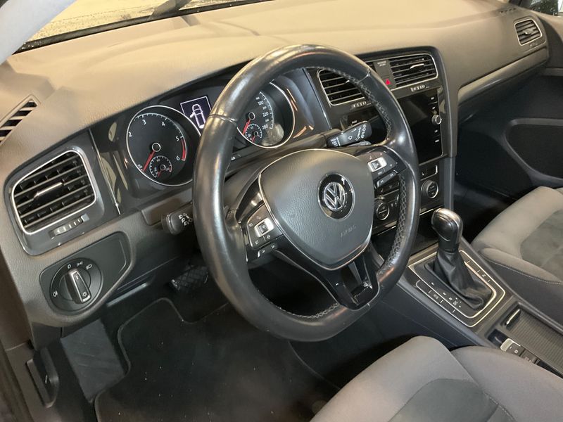Volkswagen Golf VII 2.0 TDI Comfortline BlueMotion Tech 2019 – снимка 27
