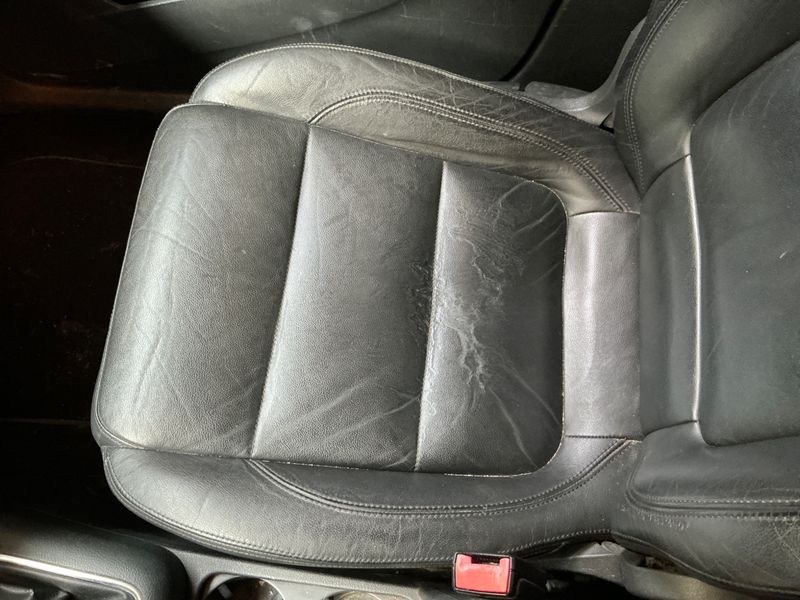 Volkswagen Tiguan 2.0 TDI Sportline BlueMotion Tech 2011 – снимка на щета 38