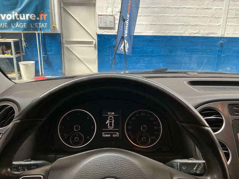 Volkswagen Tiguan 2.0 TDI Sportline BlueMotion Tech 2011 – снимка на щета 39