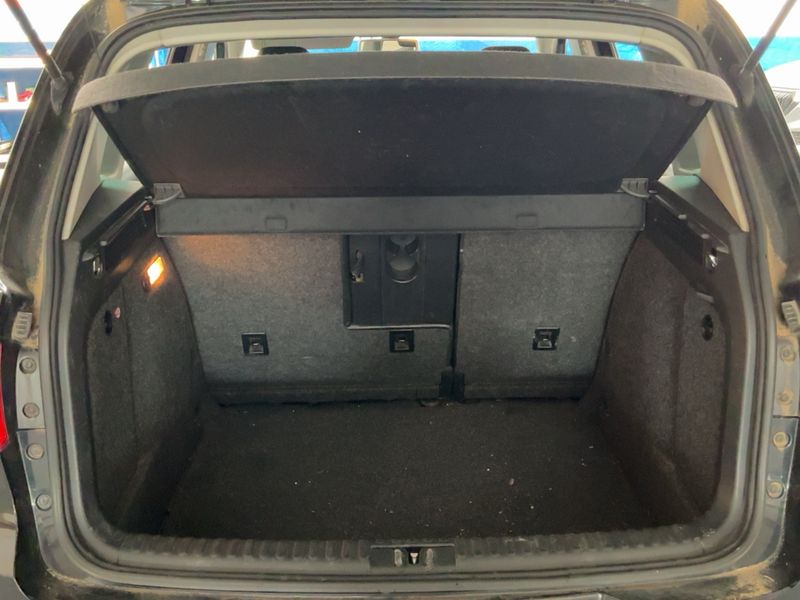 Volkswagen Tiguan 2.0 TDI Sportline BlueMotion Tech 2011 – снимка 15