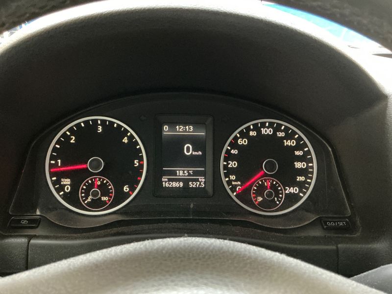 Volkswagen Tiguan 2.0 TDI Sportline BlueMotion Tech 2011 – снимка 18
