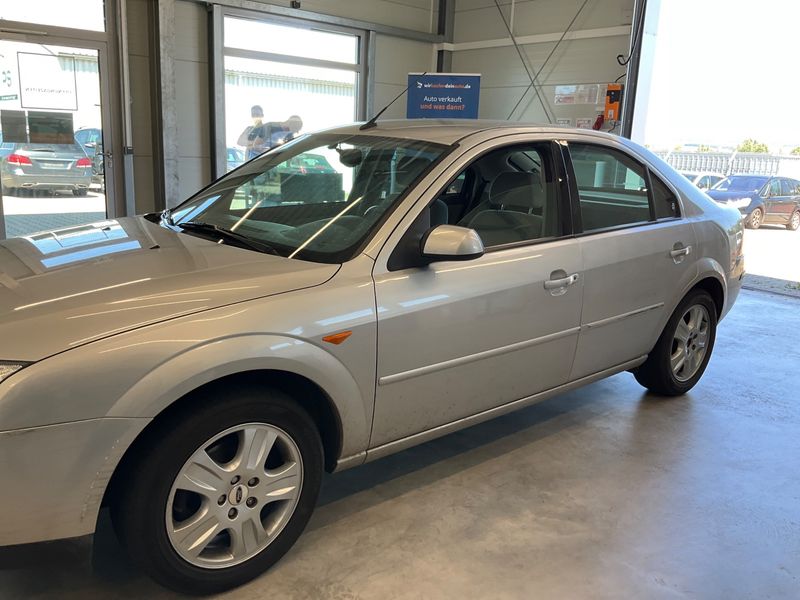 Ford Mondeo 1.8 Ghia 2002 – снимка 1