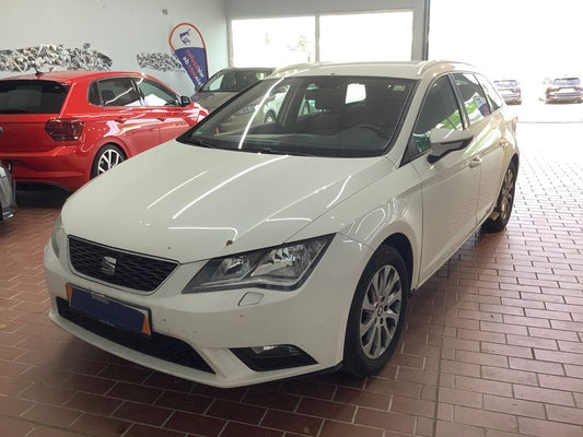 Seat Leon 1.6 TDI Style 2014 – снимка 1