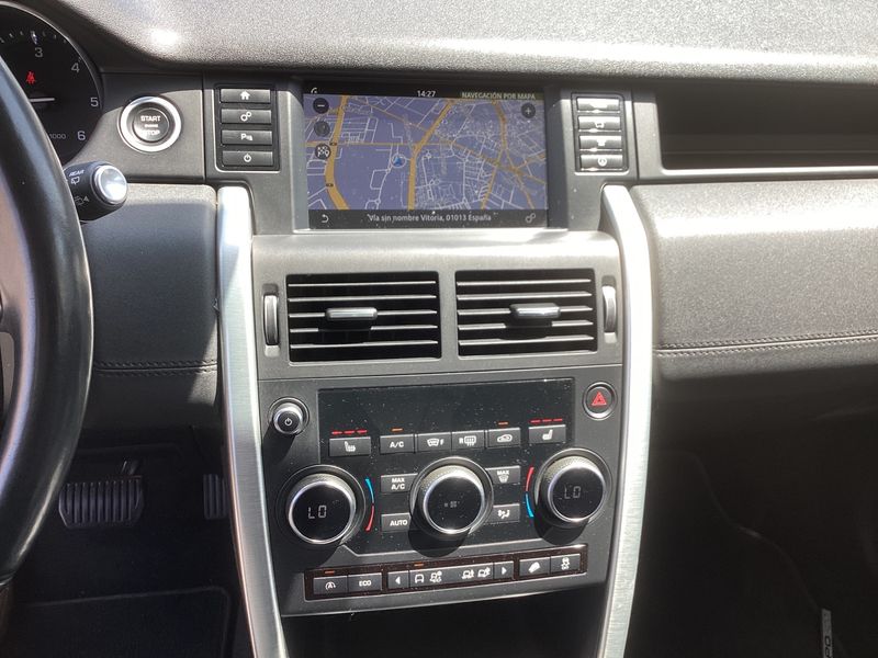 Land Rover Discovery Sport 2.0 Td4 SE AWD 2016 – снимка на щета