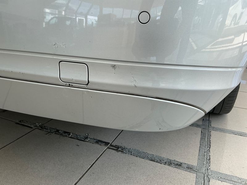 Mercedes-Benz E-Klasse E 250 CGI BlueEfficiency Avantgarde 2010 – снимка 32