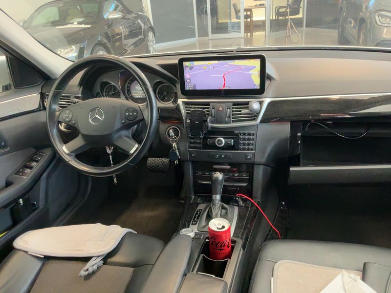 Mercedes-Benz E-Klasse E 250 CGI BlueEfficiency Avantgarde 2010 – снимка 17