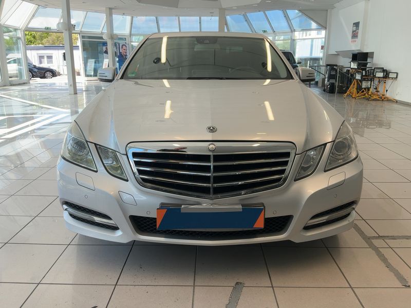Mercedes-Benz E-Klasse E 250 CGI BlueEfficiency Avantgarde 2010 – снимка 14