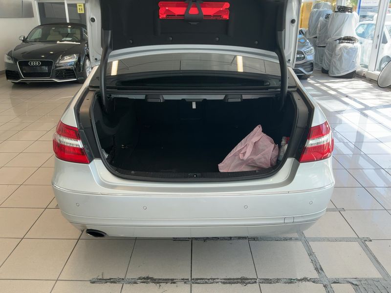 Mercedes-Benz E-Klasse E 250 CGI BlueEfficiency Avantgarde 2010 – снимка 15