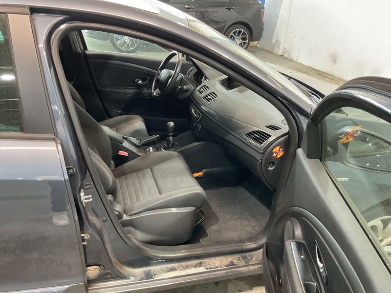 Renault Megane 1.2 Limited 2016 – снимка 3