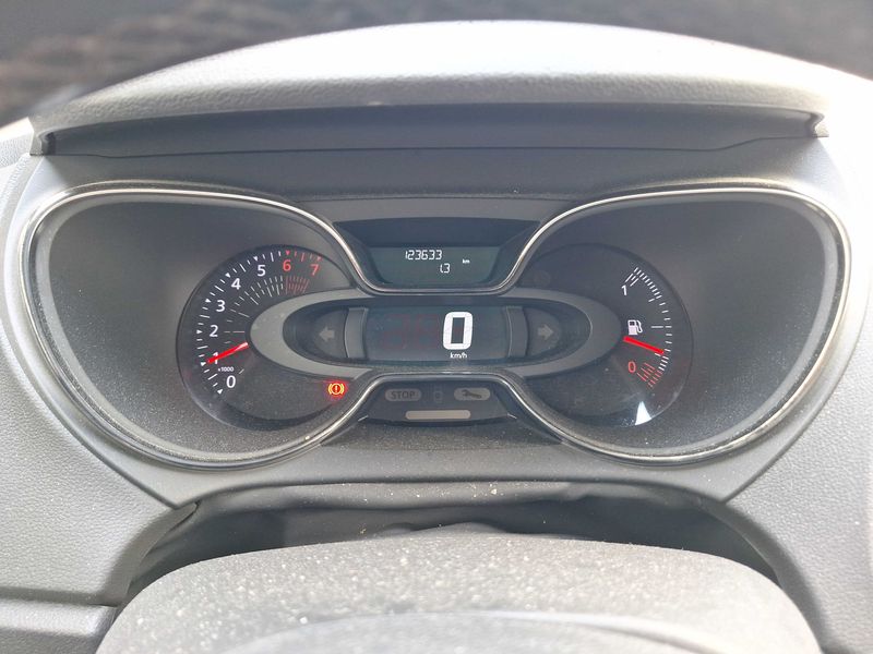Renault Captur 0.9 Energy Intens 2019 – снимка 12