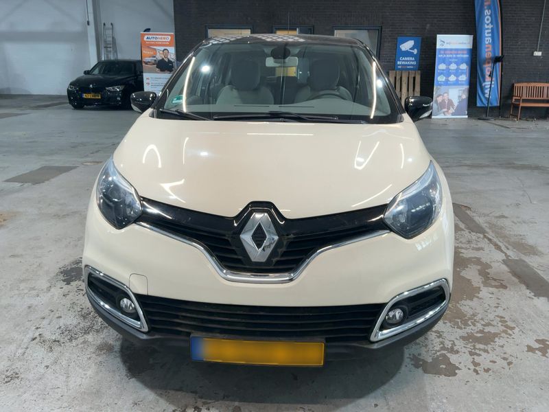 Renault Captur 1.2 TCe Zen 2014 – снимка 14