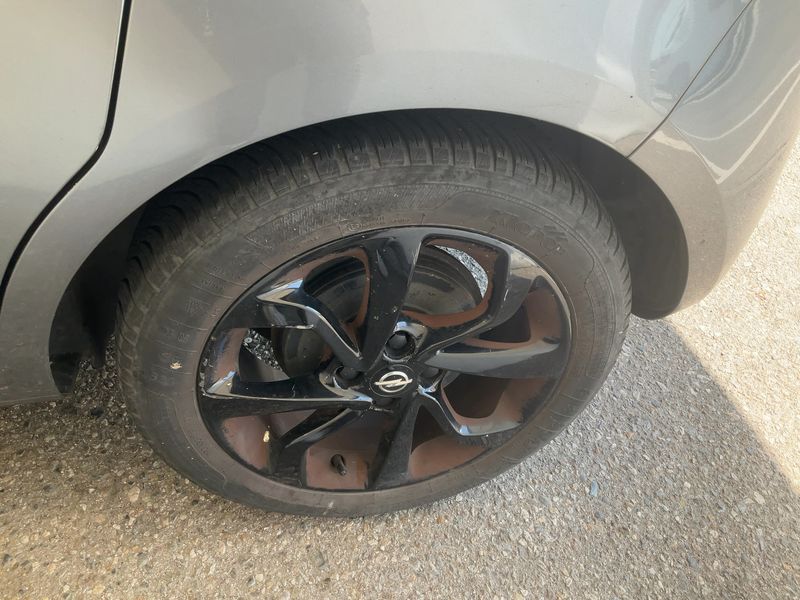 Opel Corsa 1.4 LPG Black Edition 2018 – снимка 5