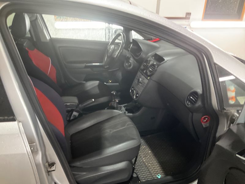 Opel Corsa 1.4 150 Jahre Opel 2012 – снимка 3