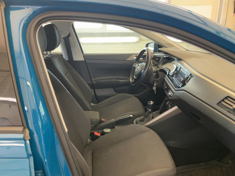 Volkswagen Polo 1.0 TSI Comfortline 2018 – снимка 16