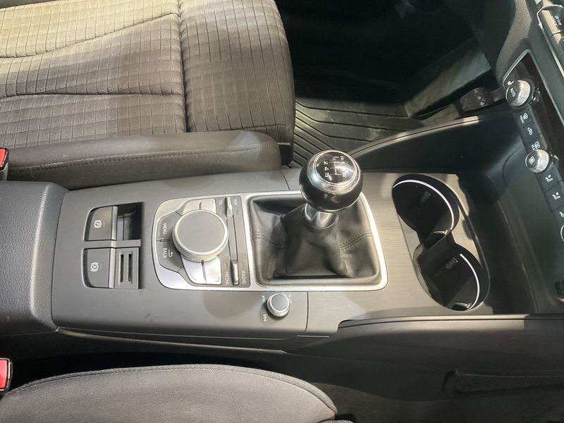 Audi A3 Sportback 2.0 TDI quattro Ambition 2013 – снимка 29