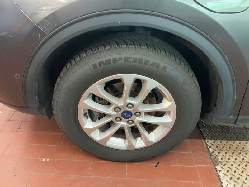 Ford Kuga 2.5 Plug-in Hybrid Titanium X 2022 – снимка 3