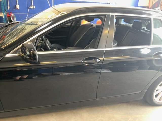 BMW 5er 520d 2012 – снимка на щета