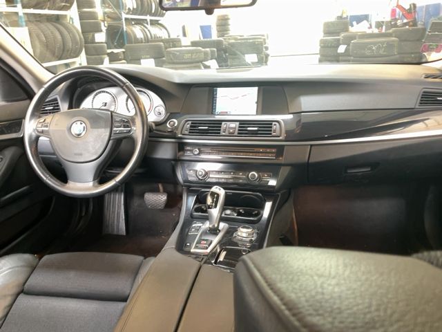 BMW 5er 520d 2012 – снимка 12