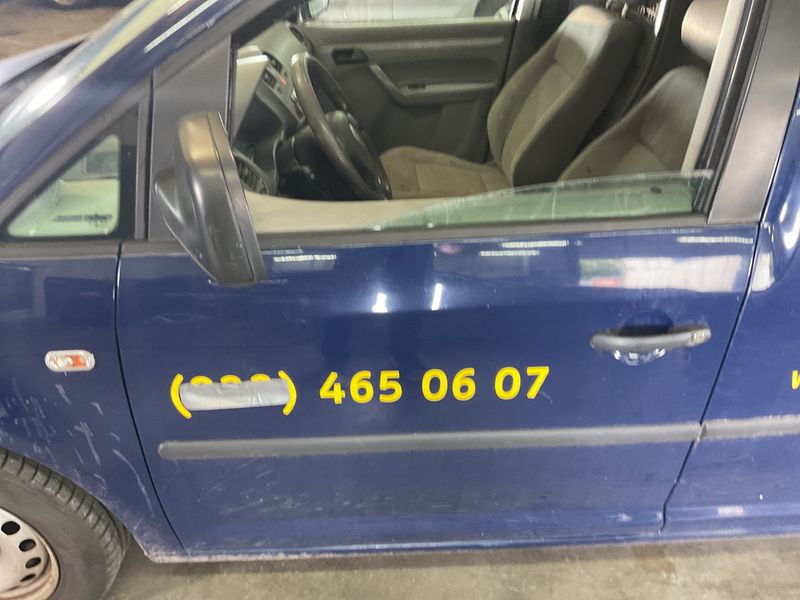 Volkswagen Caddy 1.9 TDI Kasten 2010 – снимка 24