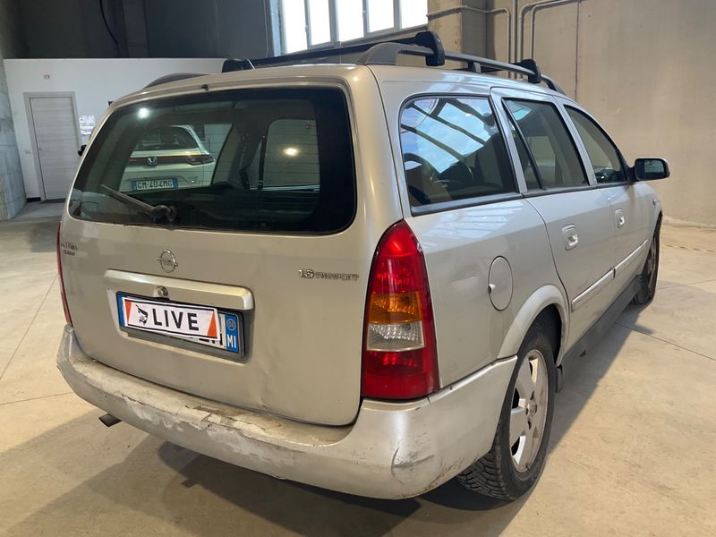 Opel Astra 1.6 Elegance 2004 – снимка 2