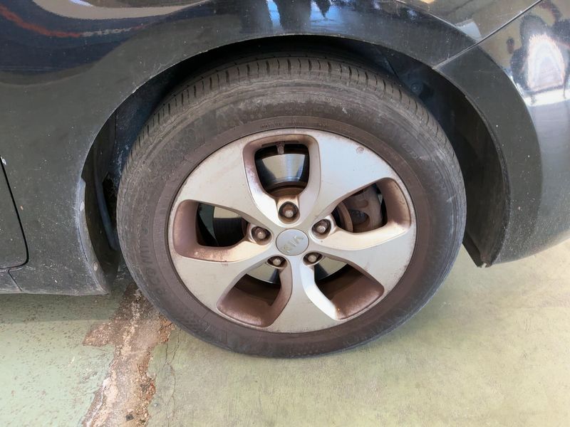 Kia Carens 1.6 GDI Active 2013 – снимка 11